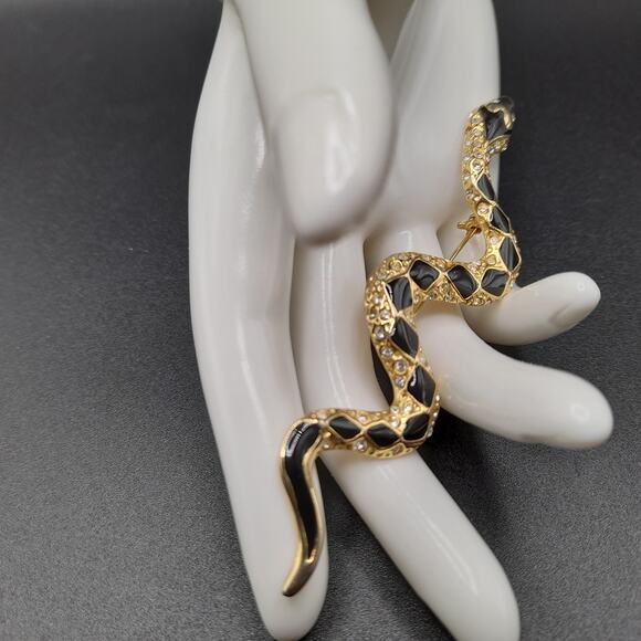Vintage Snake Brooch, Black Enamel, Clear Rhinestones, 80s Jewelry - Picture 4 of 11